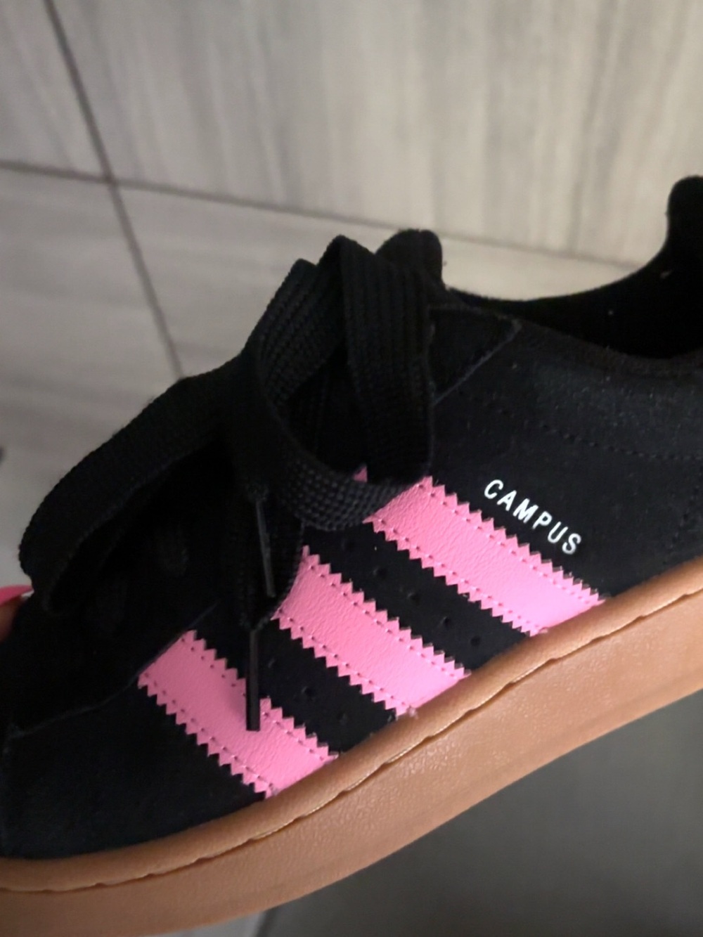 Black & Pink Adidas campus sneakers Women's size 7 - Picture 2 of 5